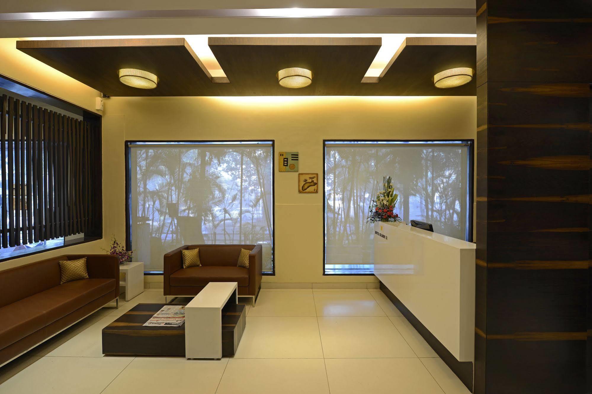 Hotel Grande 51 Navi Mumbai Exterior photo